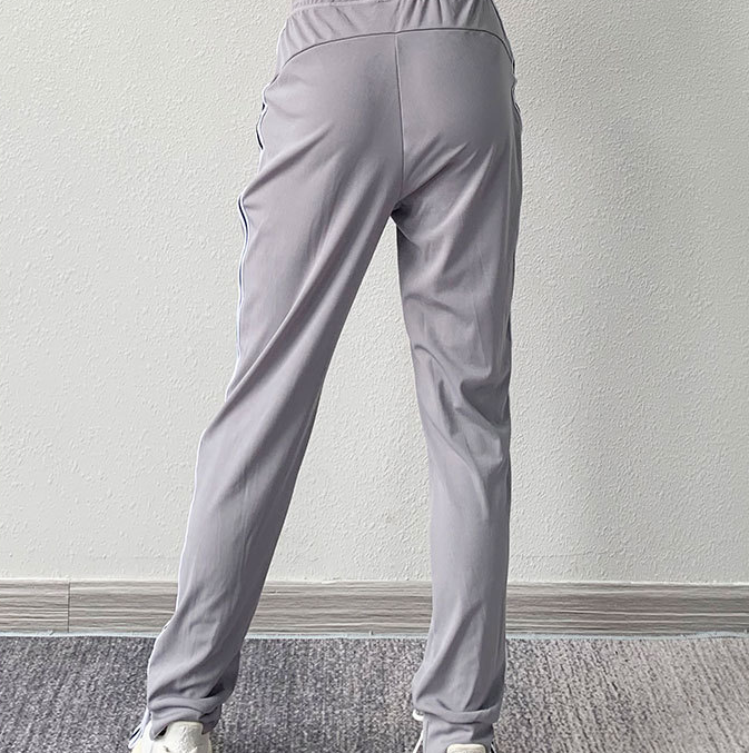 Track pants yoga