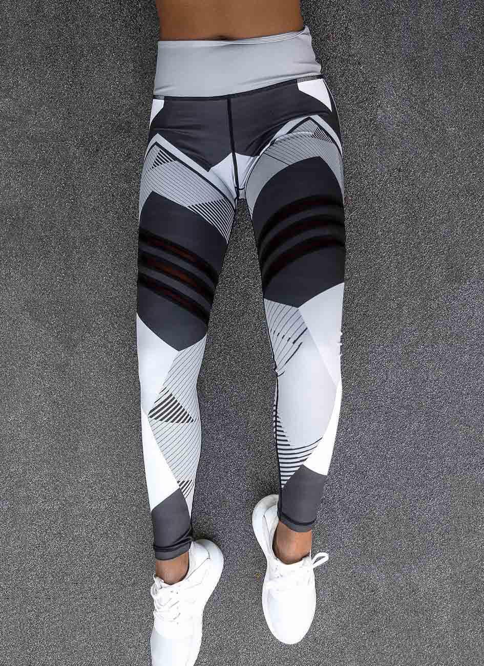 https://steffis-lebensenergie.shop/collections/yoga/products/reflective-sport-yoga-pants